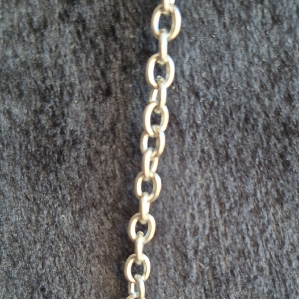 Tocara Exceptional Silver Necklace with Darling Charms (J73) - Picture 6 of 11